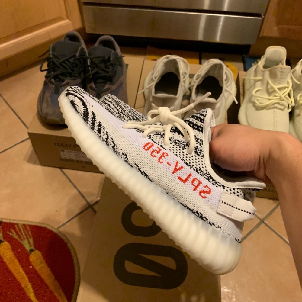 Yeezy Boost 359 ‘Zebra’ Size 9
